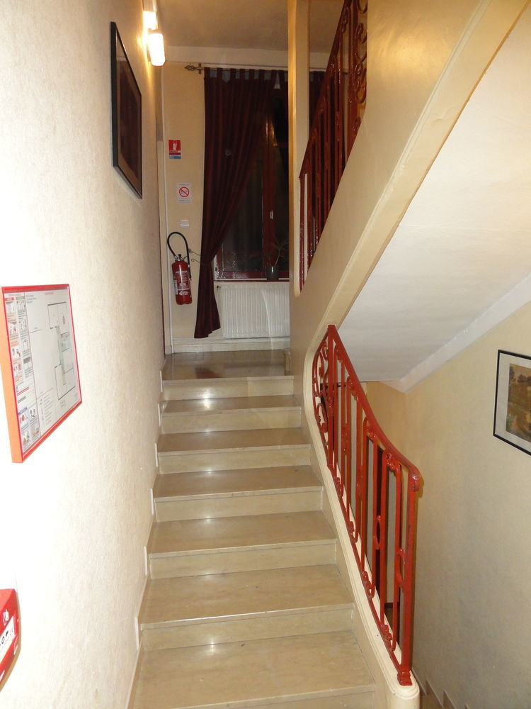 Hotel Le Stanislas Nancy Bagian luar foto